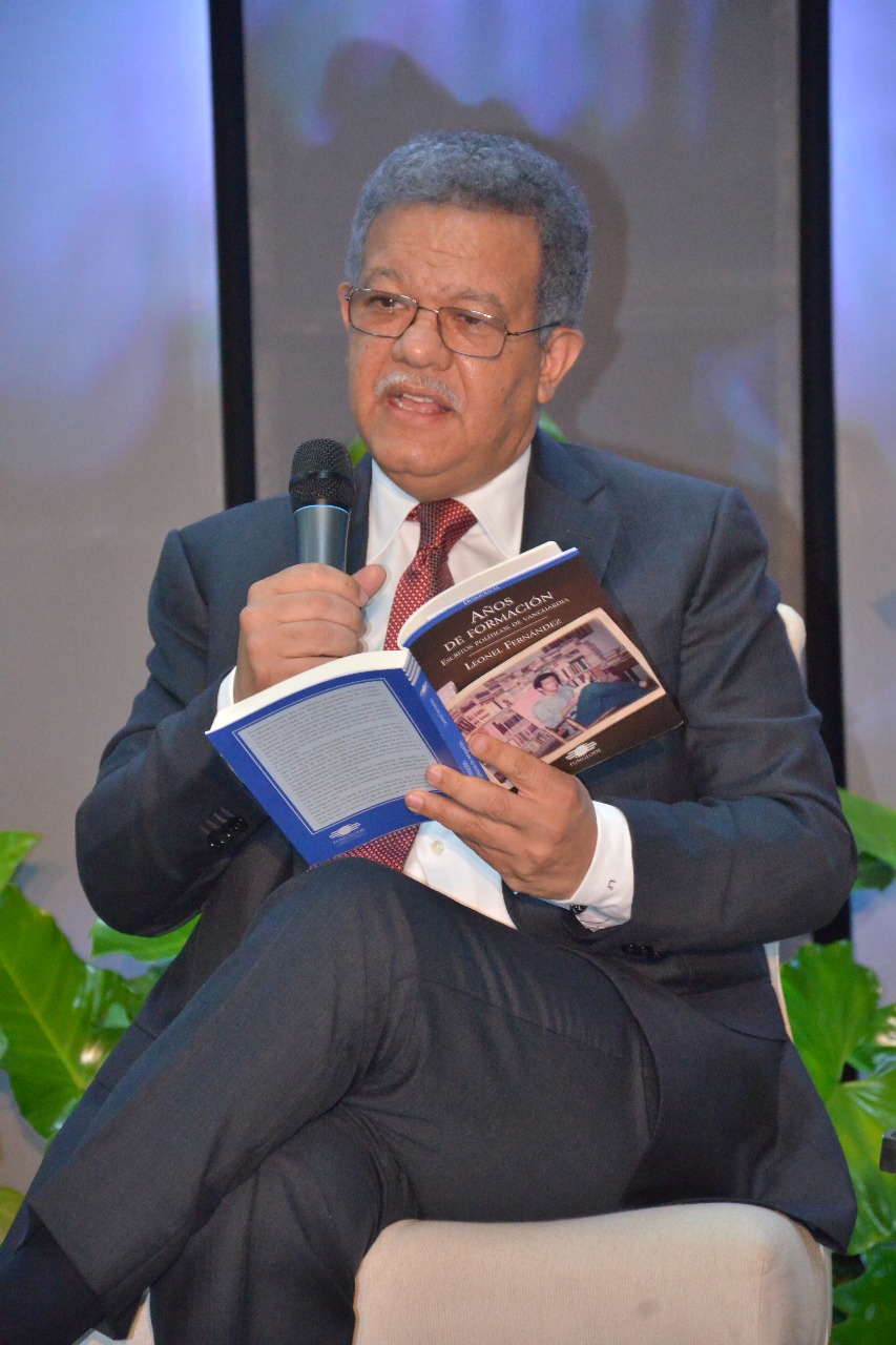 Libro “Diálogo póstumo entre Juan Bosch y John Bartlow Martin” de
