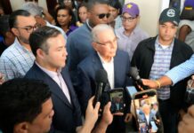 Encuentro de Danilo Medina y Johnny Pujols con asociaciones campesinas