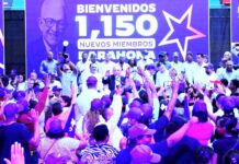 El PLD recibe nuevos miembros en multitudinario acto en Barahona