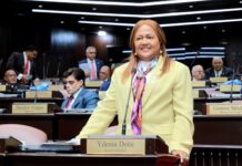 Diputados del PLD proponen invitar al director SNS por muertes de niños en Maternidad | Video