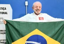 Partido de Flávio Bolsonaro reconoce la victoria de Lula en Brasil