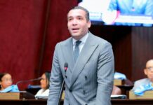 Diputado Charlie Mariotti Paz exige congelar la nómina pública