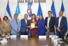 Parlacen reconoce talento literario dominicano